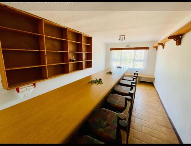 5 BEDROOM HOUSE FOR SALE IN LINMEYER